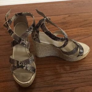 Banana republic Wedges